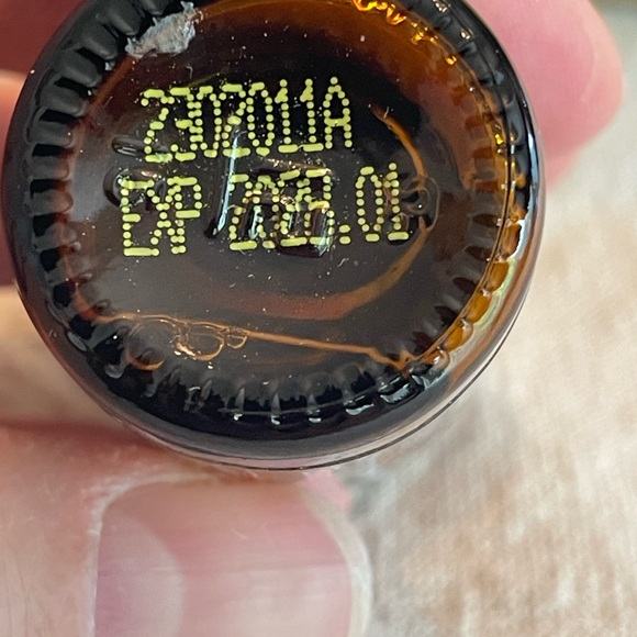 doTERRA Digestzen Essential Oil Bottle 15ml - Picture 3 of 4